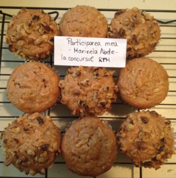 Muffins cu mere, zahar brun si scortisoara by Marinela Abele