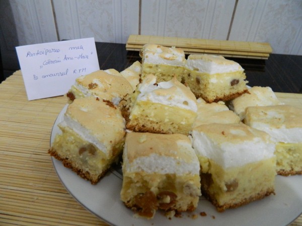 Prajitura cu branza dulce si stafide by aryana