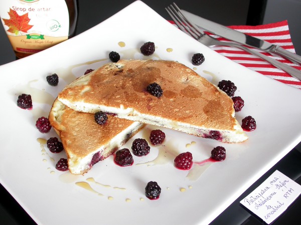 Pancakes – Clatite americane cu mure by stefanpizza