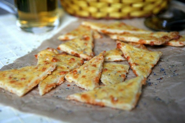 Biscuiti cu bere si cascaval by miremirc