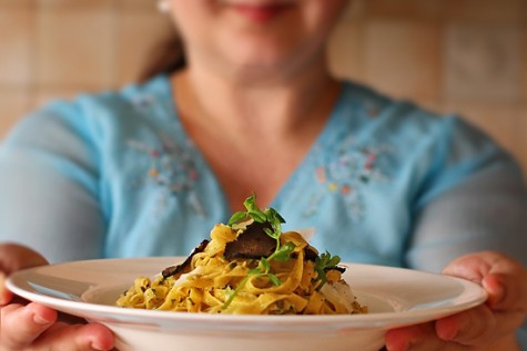 Paste cu trufe si o invitatie la un grandios spectacol