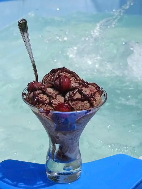 inghetata ciocolata fina 2 reteta lauralaurentiu.ro