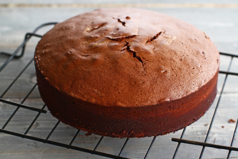 Blat de tort umed cu ciocolată, rețetă pas cu pas