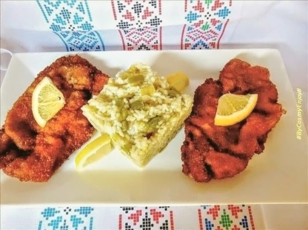 Snițel din piept de pui, rețeta încercată de Cosmina Diana Bujor Petrea